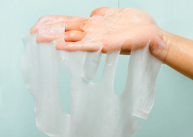 Sheet mask unfolded by hand